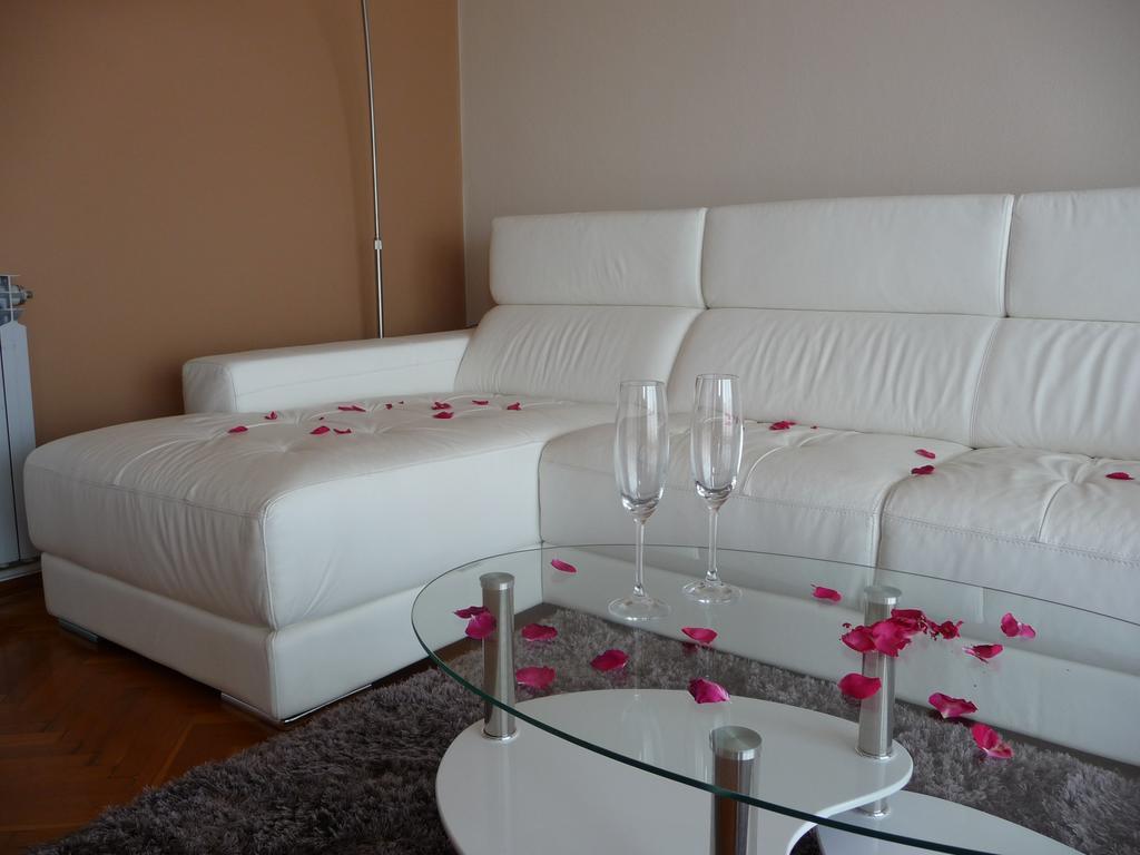 Apartments Noris Пула Екстериор снимка