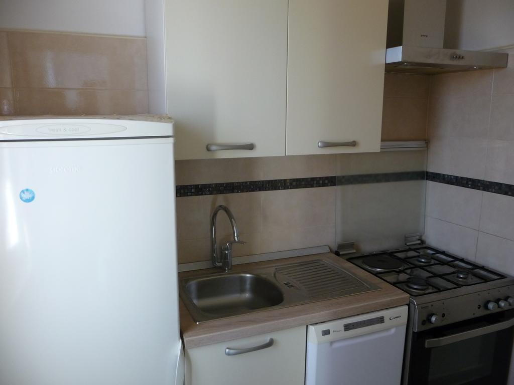 Apartments Noris Пула Екстериор снимка