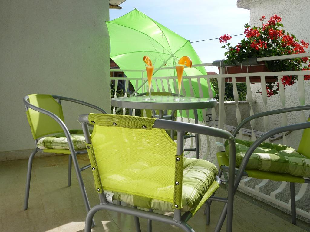 Apartments Noris Пула Екстериор снимка