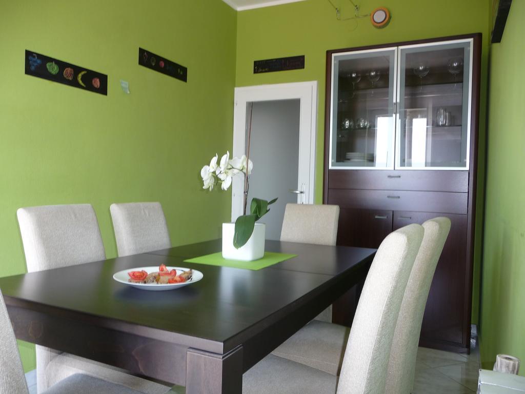 Apartments Noris Пула Екстериор снимка