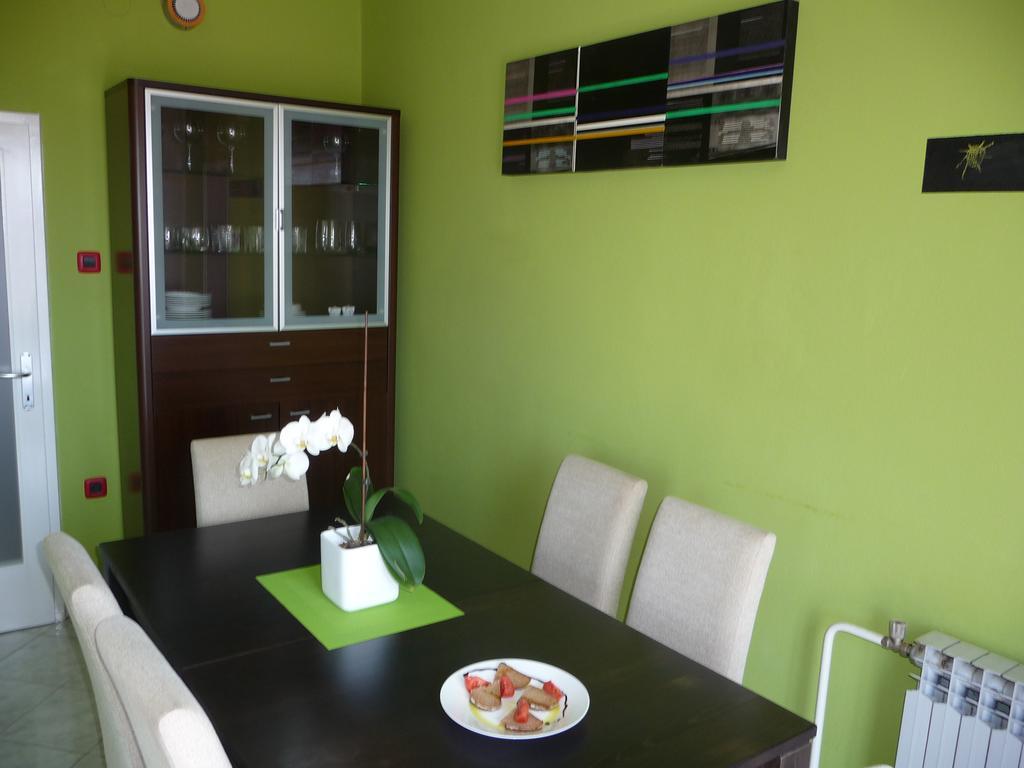 Apartments Noris Пула Екстериор снимка