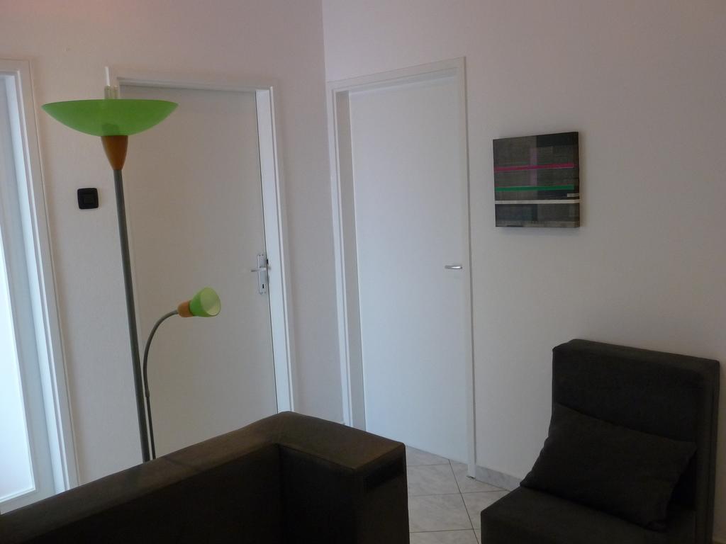 Apartments Noris Пула Екстериор снимка