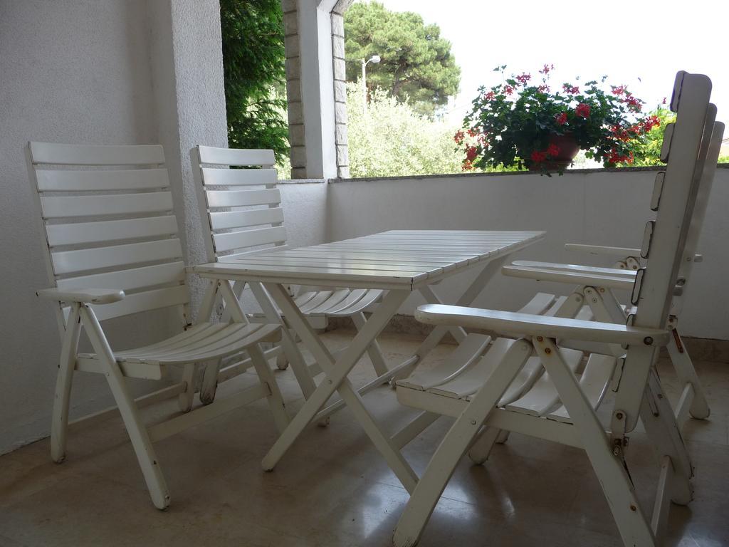 Apartments Noris Пула Екстериор снимка